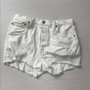 NWOT Levi's White Jean Shorts for Women